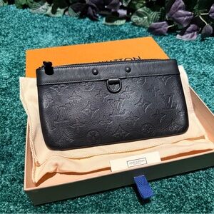 Louis Vuitton Shadow Monogram wallet / pouch